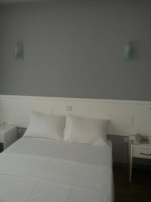 Adrian Beach Hotel Fethiye Kamer foto